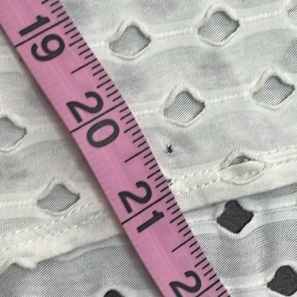 TWENTY Tank Top - Rounded Neckline mesh type fabric with cuts all over Juniors L - Picture 11 of 12